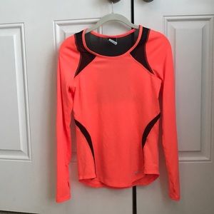 Long sleeve Nike top